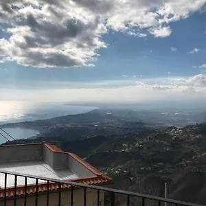 Giorgiada Relax Apartament Castelmola